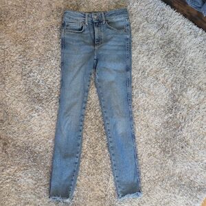 We The Free Blue Skinny Jeans with Classic Style